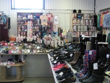 Магазин одежды и обуви в Толочине